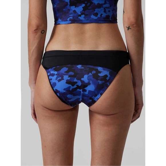 NWT Athleta camo Bikini size medium - Picture 3 of 8